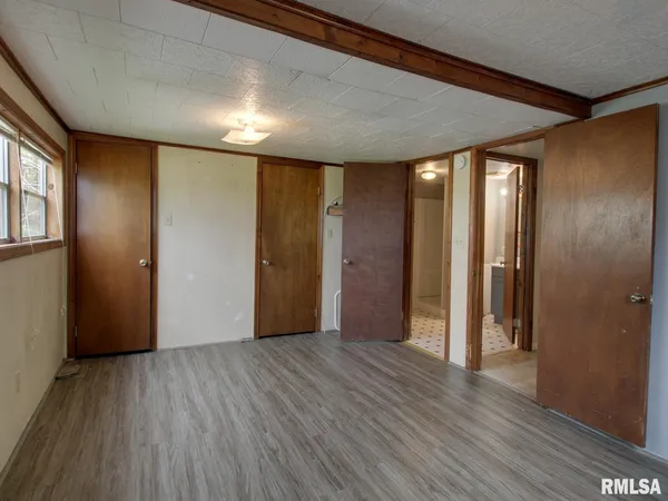 $142,500 | 2201 South Johnson Street, Macomb, IL 61455