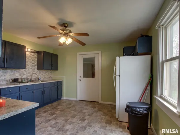 $142,500 | 2201 South Johnson Street, Macomb, IL 61455