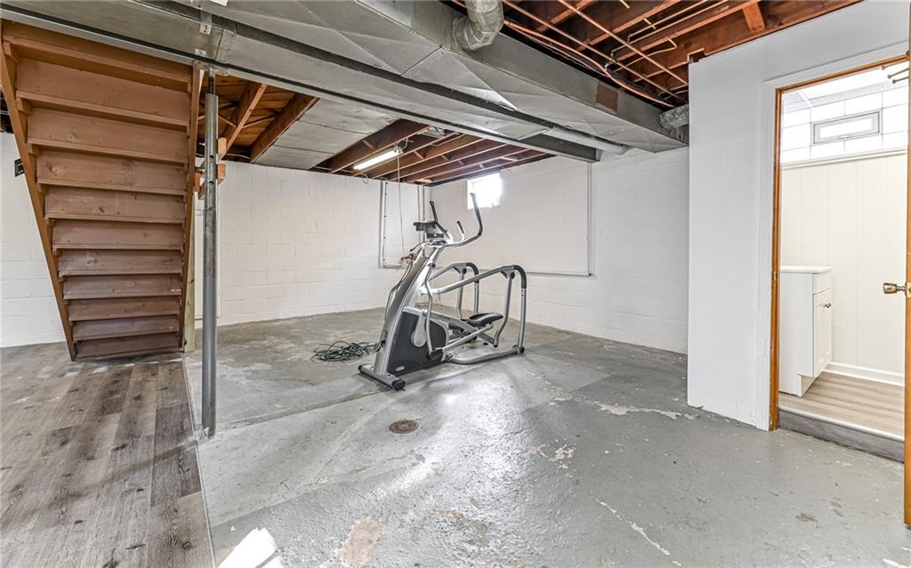 1711 Mercer Street Aliquippa, PA 15001 - Photo 19 of 27 a view of a room with gym equipment