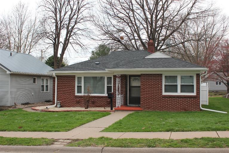 2314 Chancy Street Clinton, IA 52732 - Photo 1 of 24 Gallery Image 1