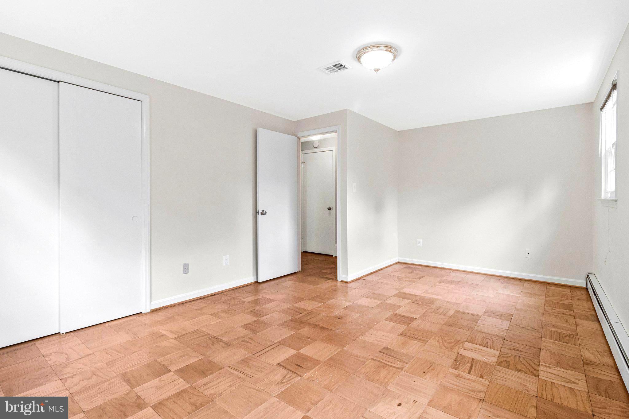 6450 Old Chesterbrook Road McLean, VA 22101 - Photo 31 of 46