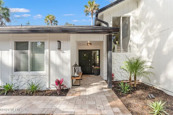 $1,365,000 | 1918 Oak Circle, Atlantic Beach, FL 32233