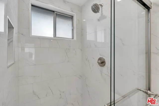 $2,695 | 220 South Gale Drive, Unit 8, Beverly Hills, CA 90211