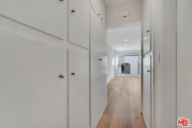 $2,695 | 220 South Gale Drive, Unit 8, Beverly Hills, CA 90211