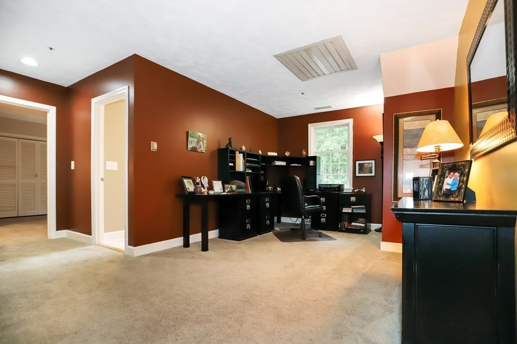 29 Lexington Drive, Unit 29 Atkinson, NH 03811 - Photo 16 of 31