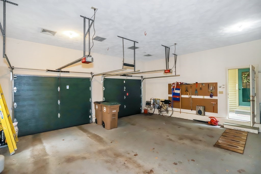 29 Lexington Drive, Unit 29 Atkinson, NH 03811 - Photo 29 of 31
