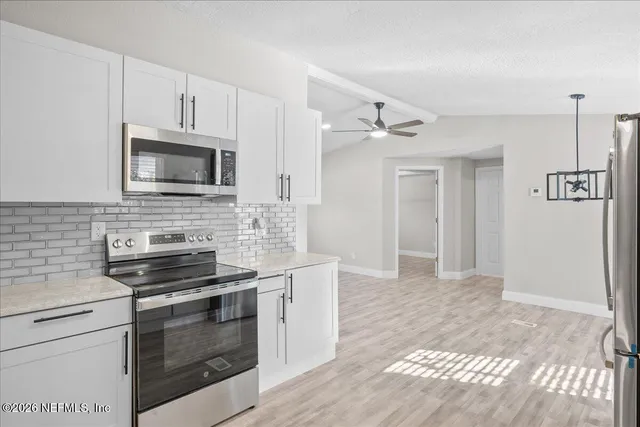 $174,900 | 121 Lynnwood Avenue, Interlachen, FL 32148