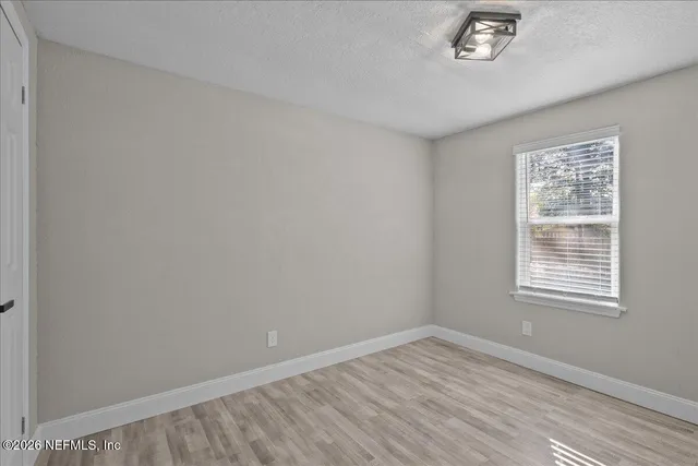 $174,900 | 121 Lynnwood Avenue, Interlachen, FL 32148