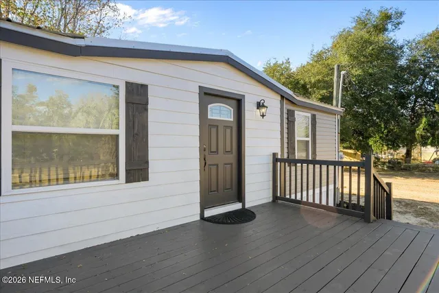 $174,900 | 121 Lynnwood Avenue, Interlachen, FL 32148