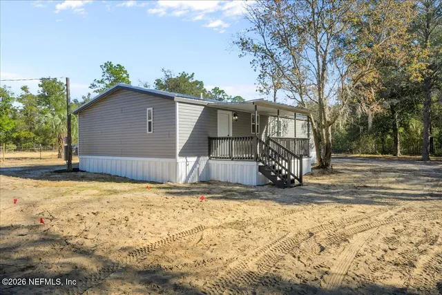 $174,900 | 121 Lynnwood Avenue, Interlachen, FL 32148