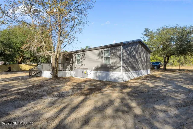 $174,900 | 121 Lynnwood Avenue, Interlachen, FL 32148