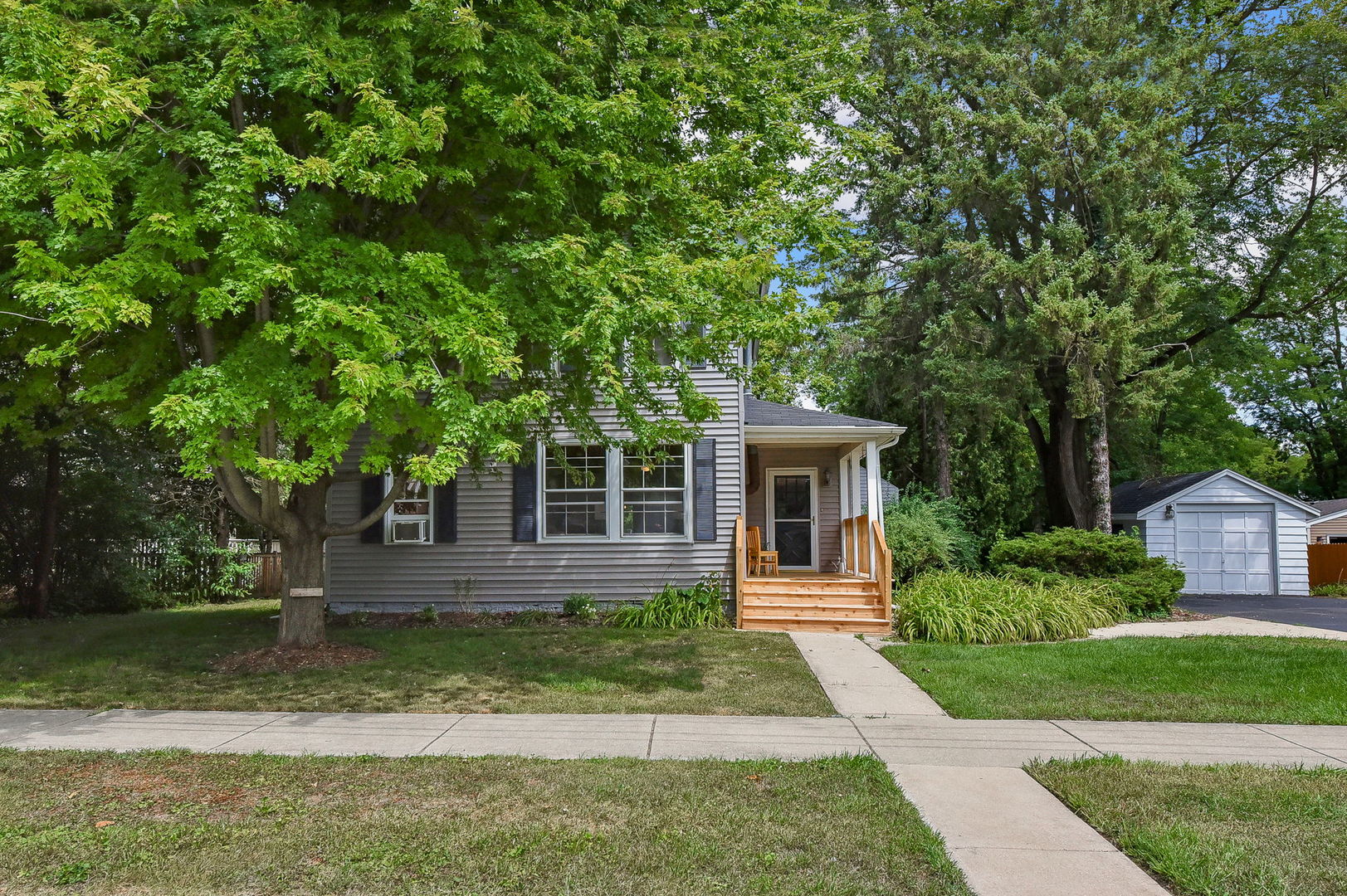 28W324 Main Street Warrenville, IL 60555 - Photo 3 of 26