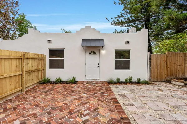 $4,500 | 818 Briggs Street, West Palm Beach, FL 33405