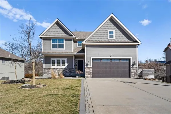 $505,000 | 5037 Northwest Timberline Drive, Riverside, MO 64150