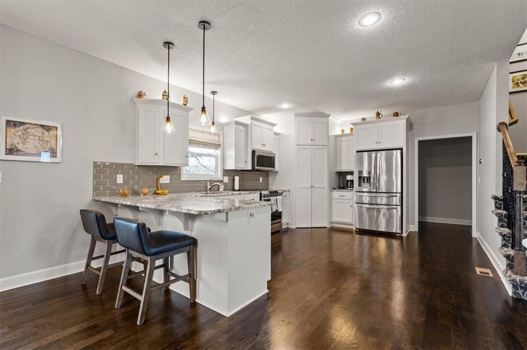 5037 Northwest Timberline Drive Riverside, MO 64150 - Photo 12 of 52