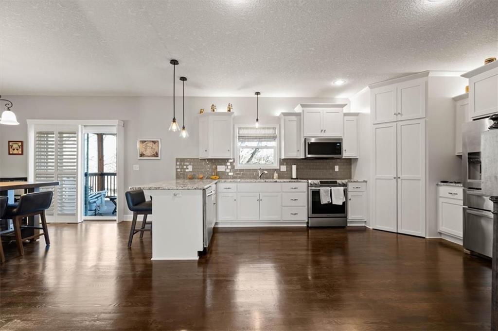 5037 Northwest Timberline Drive Riverside, MO 64150 - Photo 13 of 52