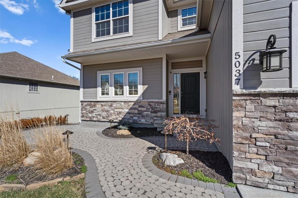 5037 Northwest Timberline Drive Riverside, MO 64150 - Photo 3 of 52