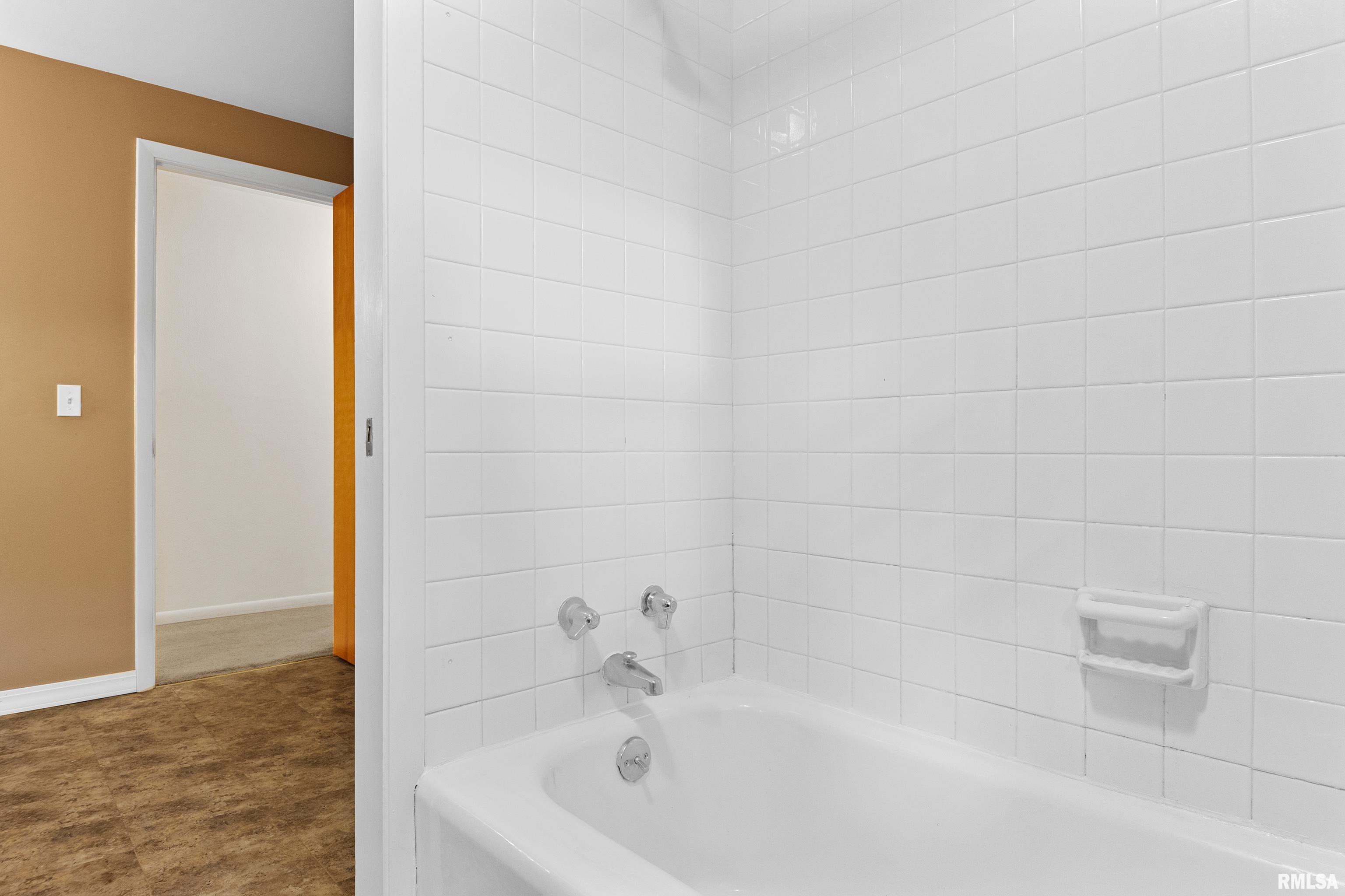 9010 North Picture Ridge Road Peoria, IL 61615 - Photo 42 of 44 Gallery Image 42