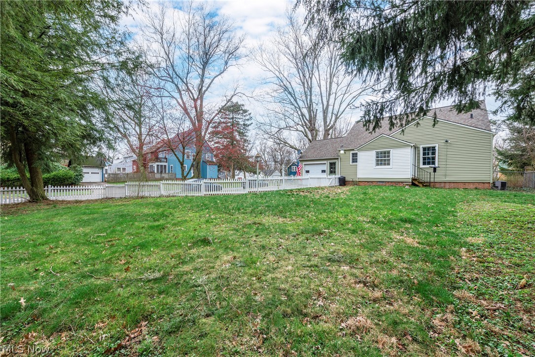 3944 Bluestone Road Cleveland Heights, OH 44121 - Photo 33 of 35
