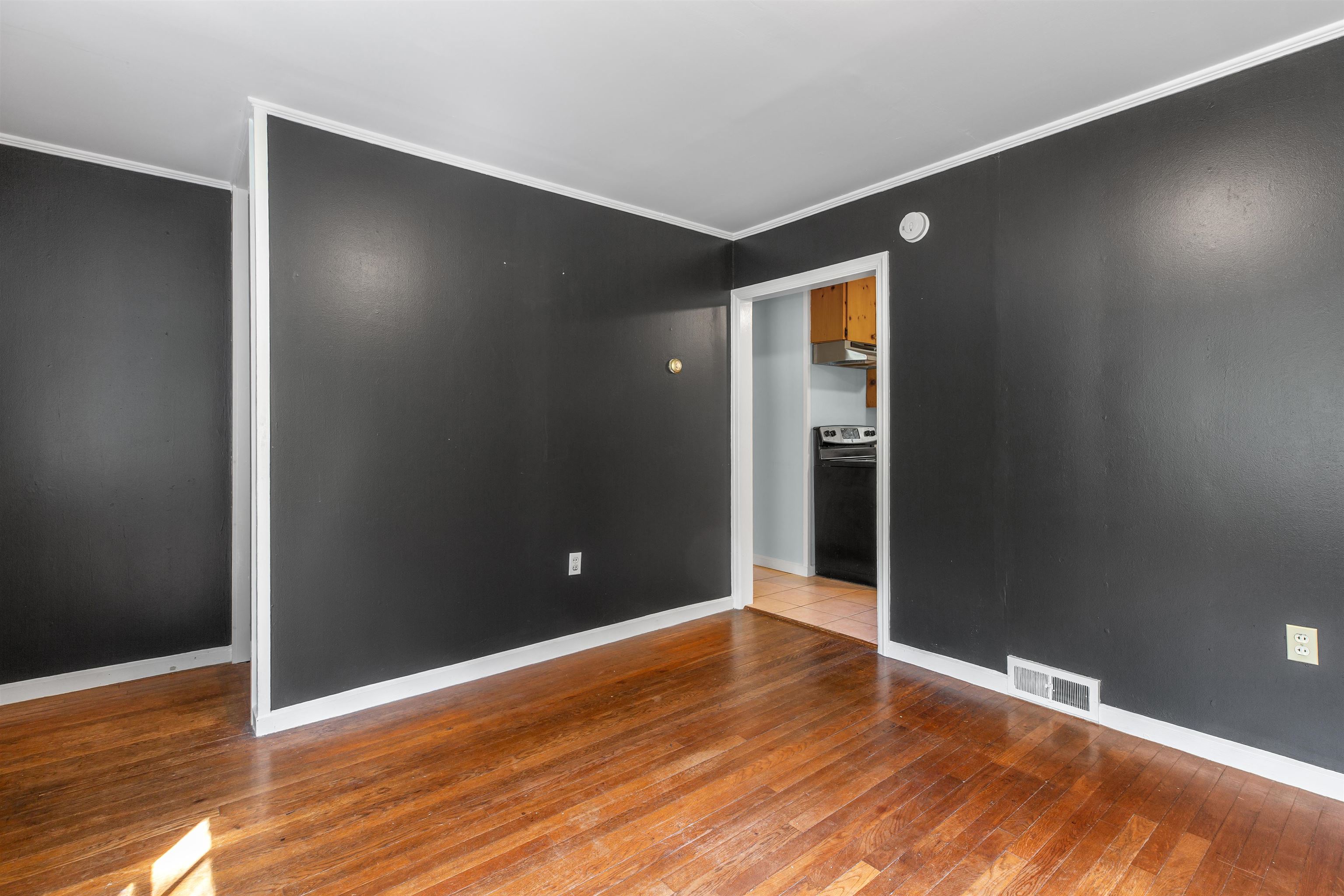 73 East Wheelock Street Hanover, NH 03755 - Photo 12 of 30