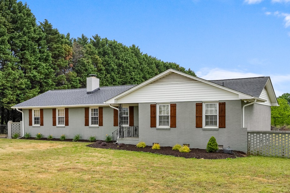 4508 Old Williamston Road Belton, SC 29627 - Photo 1 of 47 This charming home offers all brick and a spacious yard.