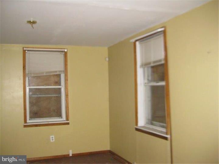 2950 Sumter Road Camden, NJ 08104 - Photo 4 of 13