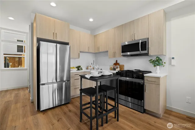 $599,950 | 5517 A 9th Avenue Northwest, Seattle, WA 98107