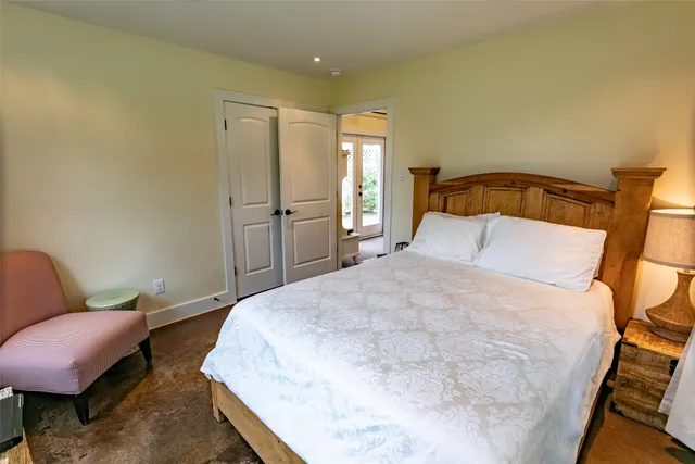 $1,650 | 404 North Meyersville Road, Brenham, TX 77833