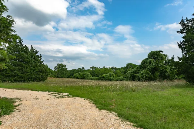 $1,650 | 404 North Meyersville Road, Brenham, TX 77833