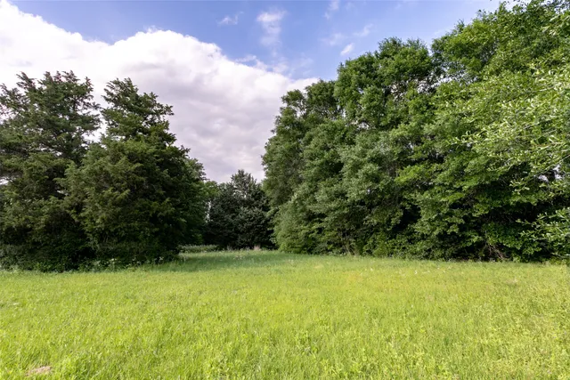 $1,650 | 404 North Meyersville Road, Brenham, TX 77833