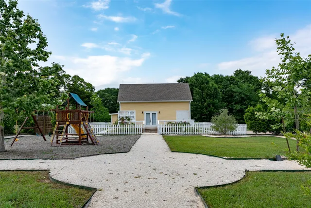 $1,650 | 404 North Meyersville Road, Brenham, TX 77833