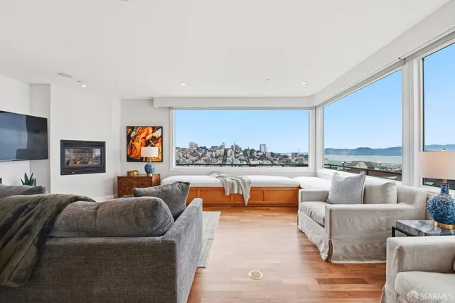 $3,295,000 | 430 Greenwich Street, San Francisco, CA 94133
