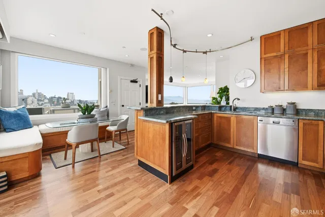 $3,295,000 | 430 Greenwich Street, San Francisco, CA 94133