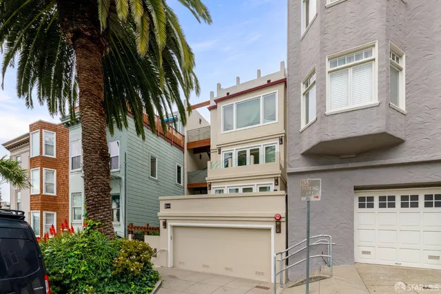 $3,295,000 | 430 Greenwich Street, San Francisco, CA 94133