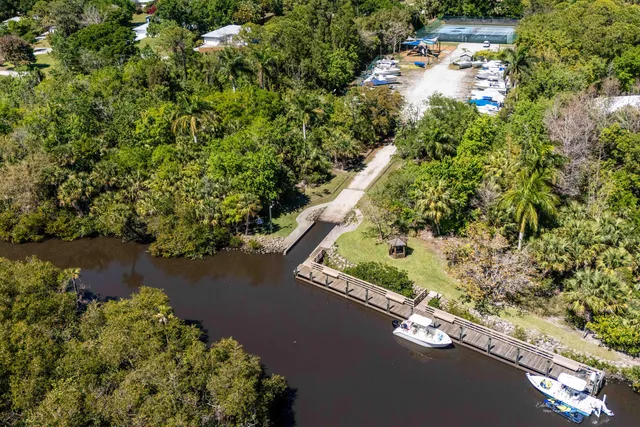 $875,000 | 1043 Southwest Pigeon Plum Way, Palm City, FL 34990