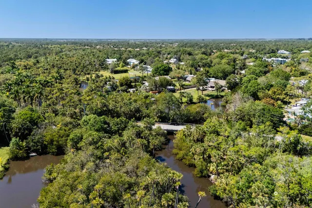 $875,000 | 1043 Southwest Pigeon Plum Way, Palm City, FL 34990