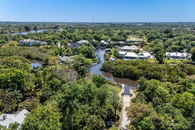 $875,000 | 1043 Southwest Pigeon Plum Way, Palm City, FL 34990