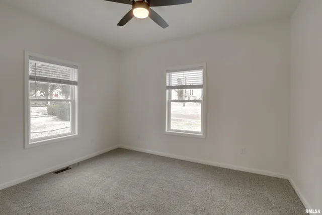 $285,000 | 406 North Main Street, Payson, IL 62360