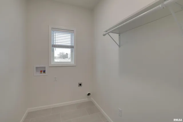 $285,000 | 406 North Main Street, Payson, IL 62360