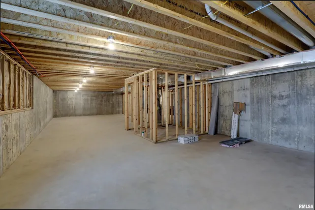 $285,000 | 406 North Main Street, Payson, IL 62360