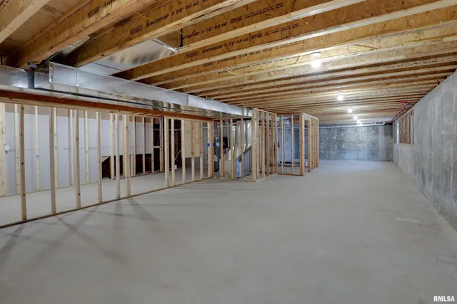 $285,000 | 406 North Main Street, Payson, IL 62360