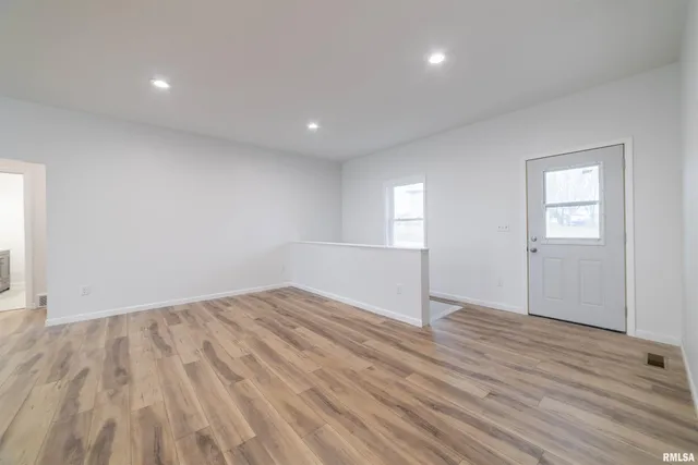 $285,000 | 406 North Main Street, Payson, IL 62360