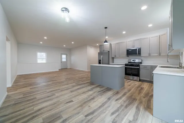 $285,000 | 406 North Main Street, Payson, IL 62360