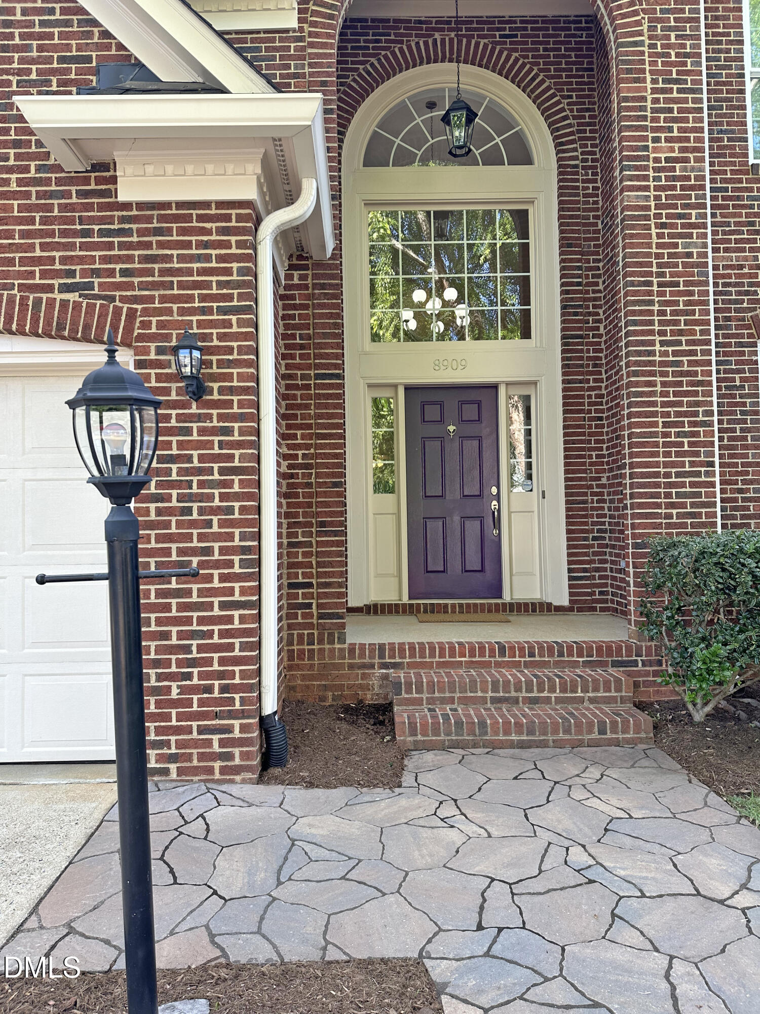 8909 Breeland Way Raleigh, NC 27613 - Photo 4 of 50 IMG_4337v3