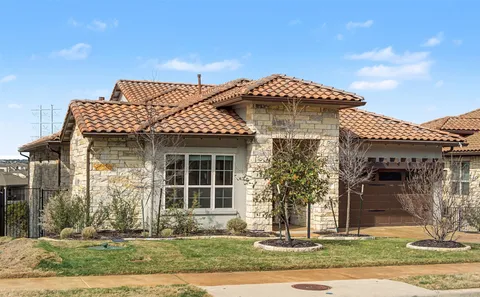 $897,000 | 119 Serene Hilltop Circle, Austin, TX 78738