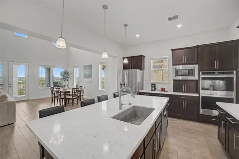 $897,000 | 119 Serene Hilltop Circle, Austin, TX 78738