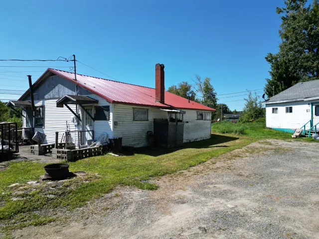 $150,000 | 2121 Medway Road, Medway, ME 04460