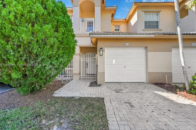 $545,000 | 884 Northwest 170th Terrace, Pembroke Pines, FL 33028