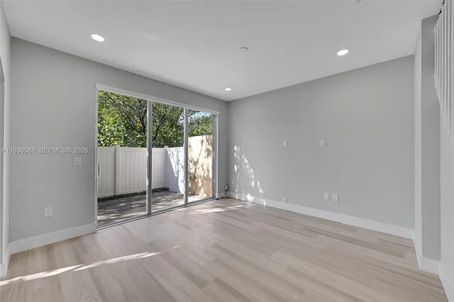 $545,000 | 884 Northwest 170th Terrace, Pembroke Pines, FL 33028