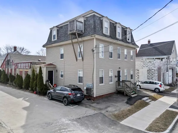 $647,000 | 28 5th Street, Dover, NH 03820